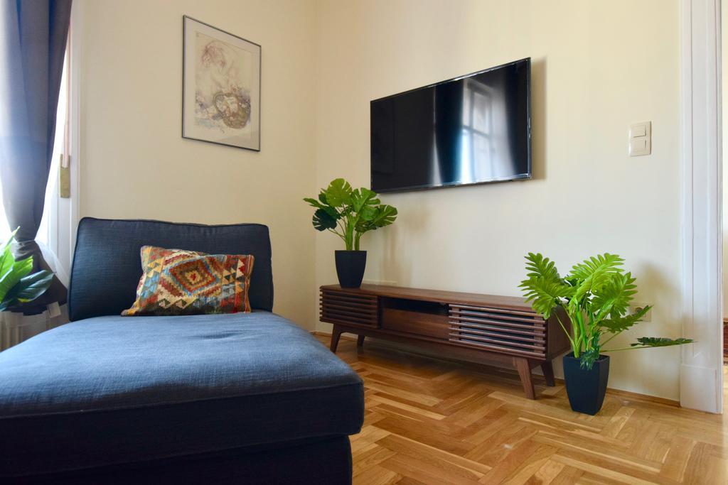 Luxury Apartment By Hi5 - Kiraly Street Suite Budapest Extérieur photo