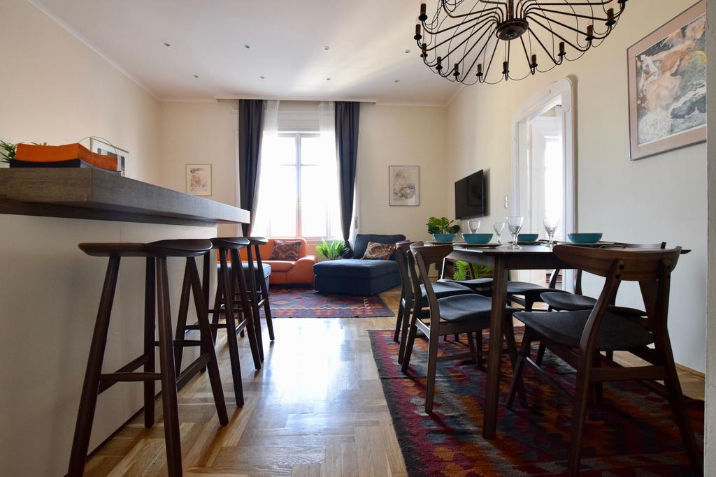 Luxury Apartment By Hi5 - Kiraly Street Suite Budapest Extérieur photo