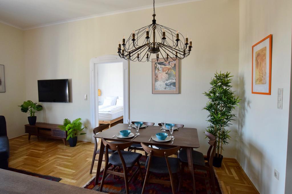 Luxury Apartment By Hi5 - Kiraly Street Suite Budapest Extérieur photo