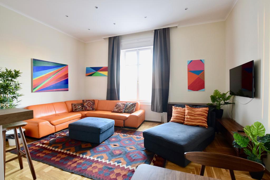 Luxury Apartment By Hi5 - Kiraly Street Suite Budapest Extérieur photo